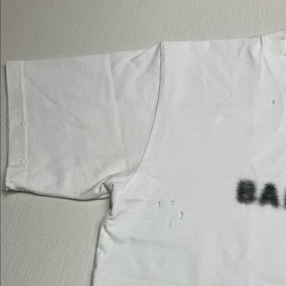 Balenciaga distressed t-shirt with logo - Picture 6 of 9